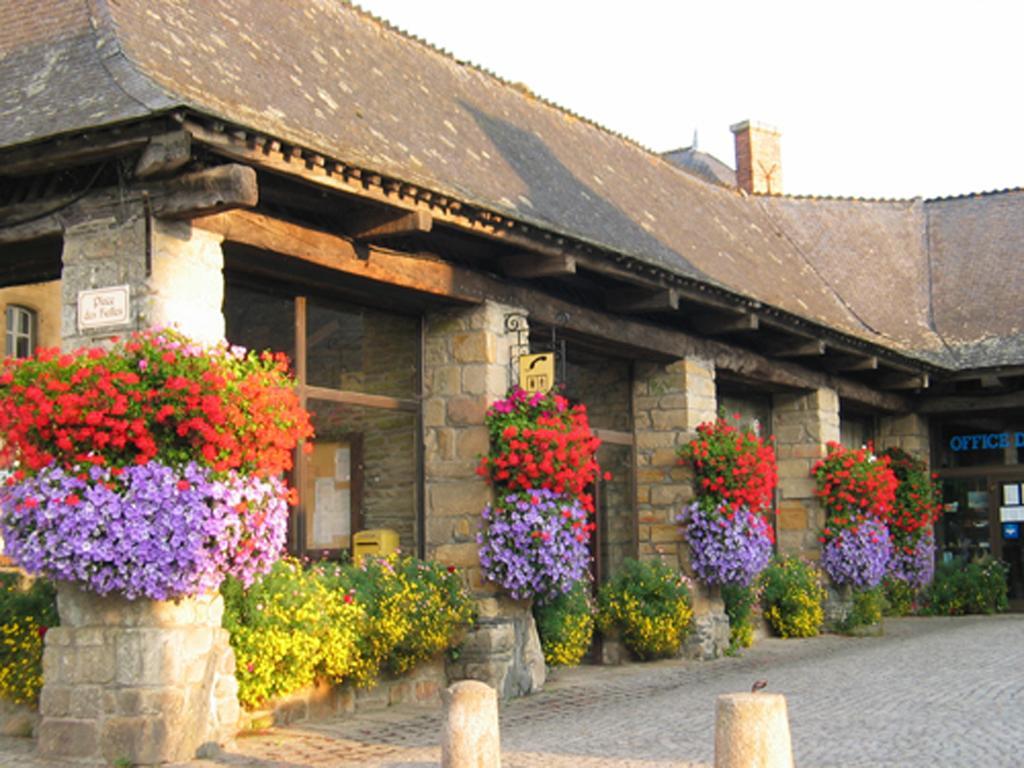 Les Locations Du Puits Bed & Breakfast Rochefort-en-Terre Luaran gambar